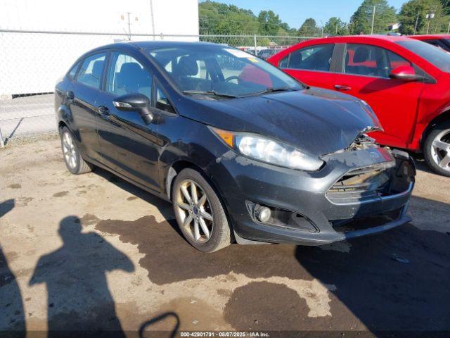  Salvage Ford Fiesta
