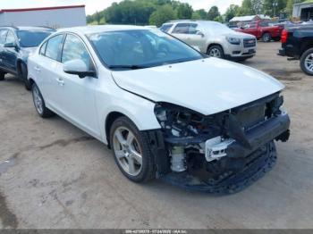  Salvage Volvo S60