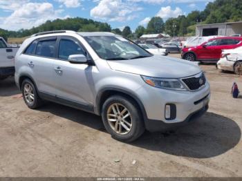  Salvage Kia Sorento