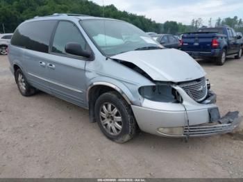  Salvage Chrysler Town & Country