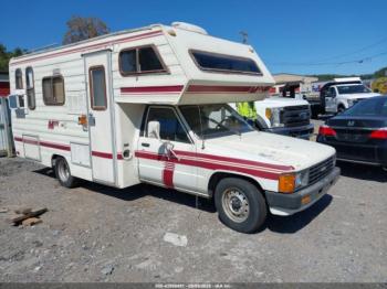  Salvage Toyota Pickup