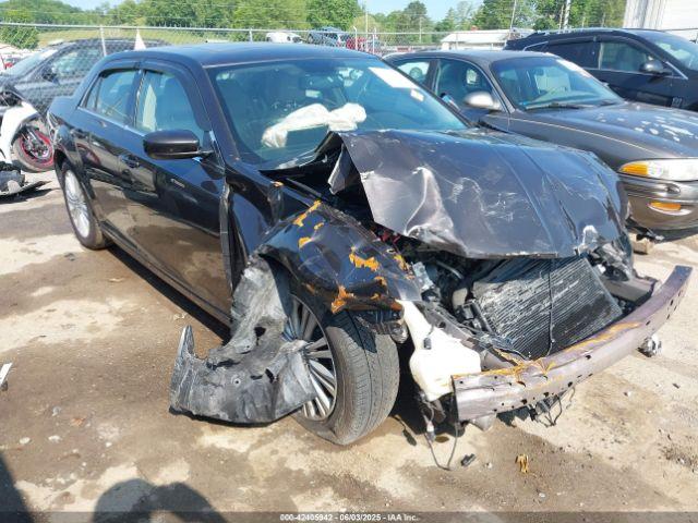  Salvage Chrysler 300