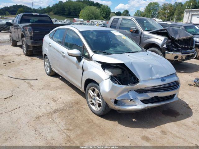  Salvage Ford Fiesta