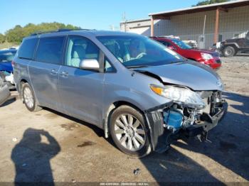  Salvage Toyota Sienna