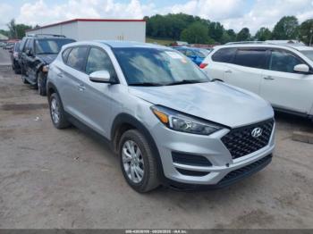  Salvage Hyundai TUCSON