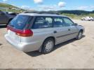 Subaru Legacy Image 3