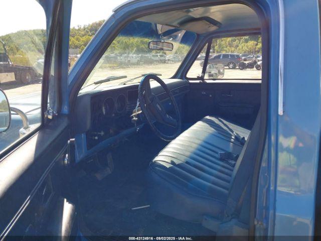 Chevrolet C10 Image 8