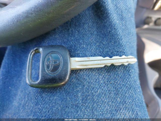 Toyota Tacoma Prerunner Image 9