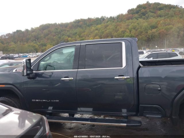 General Motors Sierra 2500HD 4wd  Standard Bed Denali Image 12