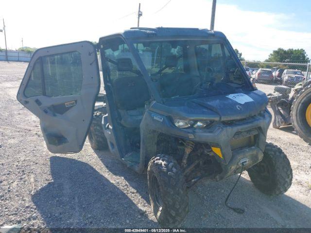  Salvage Can-Am Defender