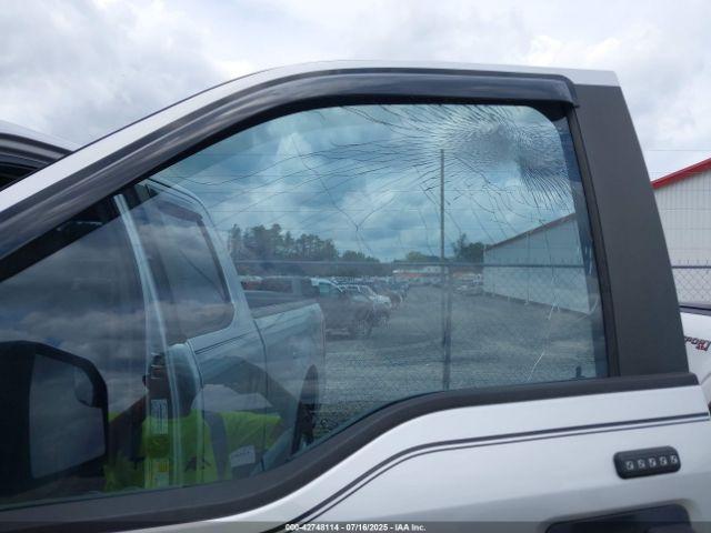 Ford F-150 Xl Image 18