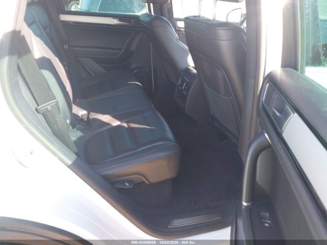 Volkswagen Touareg V6 Wolfsburg Edition Image 3