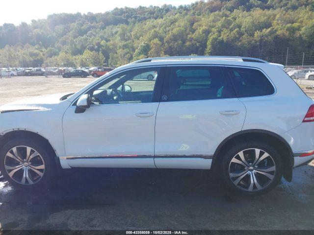 Volkswagen Touareg V6 Wolfsburg Edition Image 9