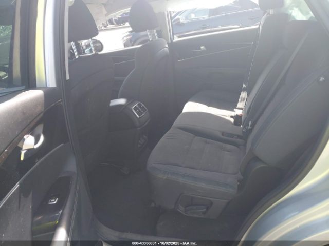 Kia Sorento 3.3l Lx Image 11