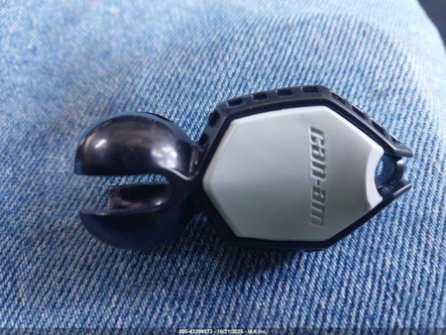 Can-Am Maverick X3 X Ds Turbo Rr Image 9