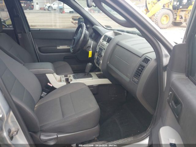 Ford Escape Xlt Image 9