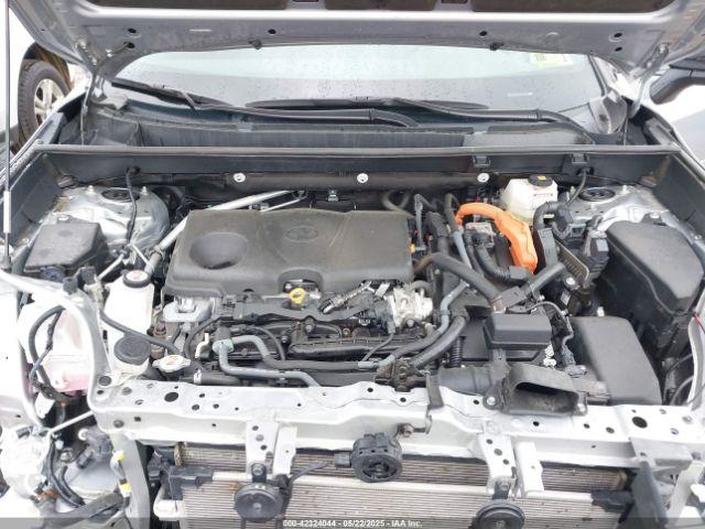 Toyota RAV4 Xse Image 13