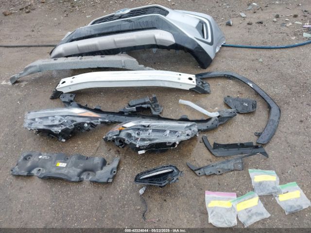 Toyota RAV4 Xse Image 6