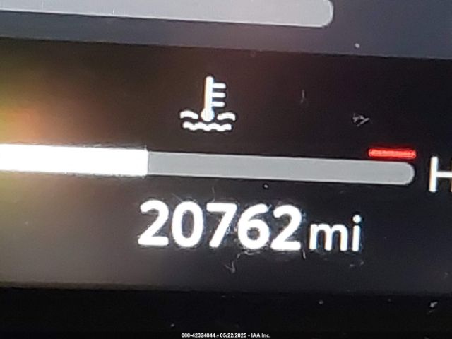 Toyota RAV4 Xse Image 7