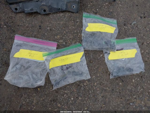 Toyota RAV4 Xse Image 3