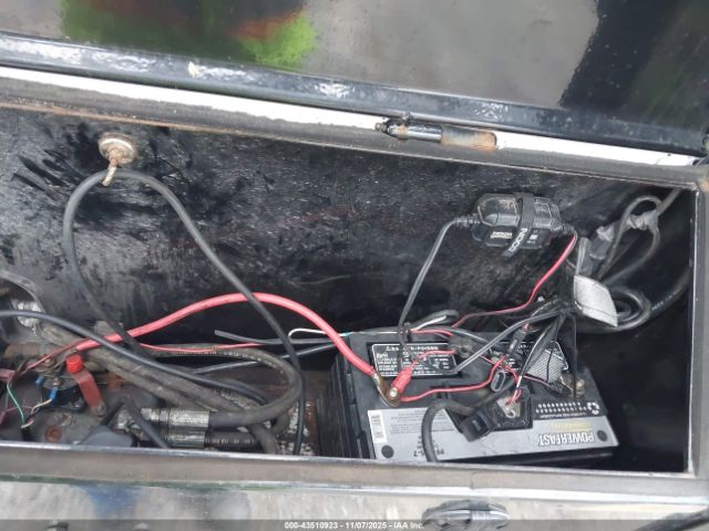 Sure-trac 24 Flatbed Tilt Image 10