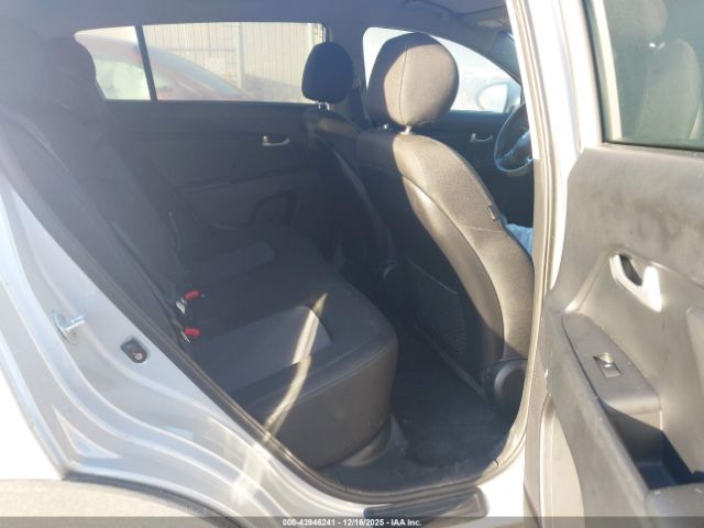 Kia Sportage Lx Image 6