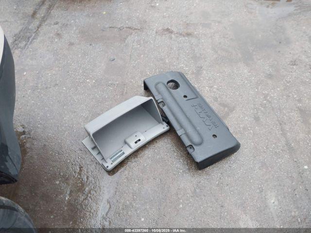 Toyota Corolla Ce Image 10