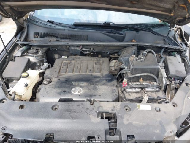 Toyota RAV4 Base V6 Image 11
