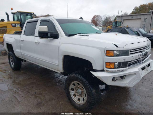  Salvage Chevrolet Silverado 2500