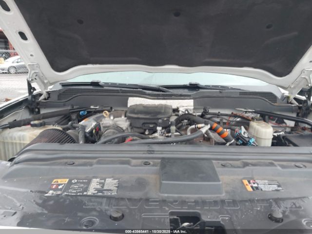 Chevrolet Silverado 2500 Lt Image 11