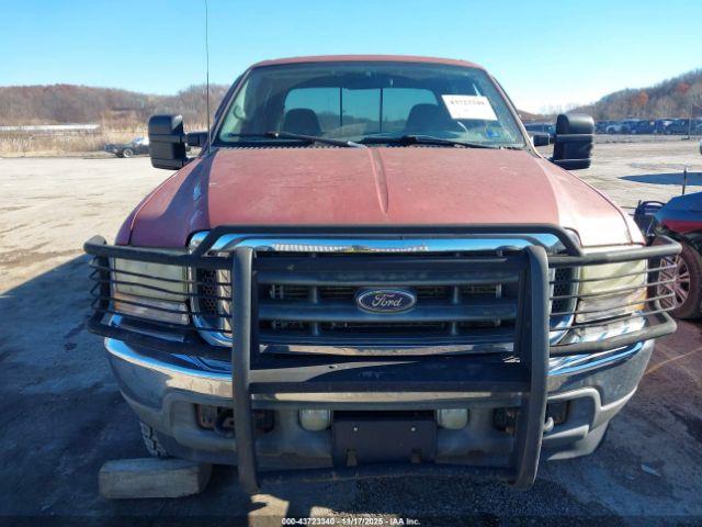 Ford F-250 Image 8