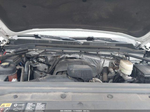 GMC Sierra 2500 Image 5