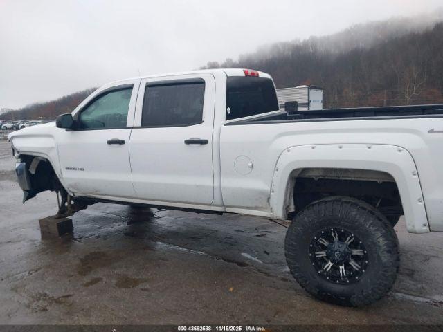 GMC Sierra 2500 Image 7