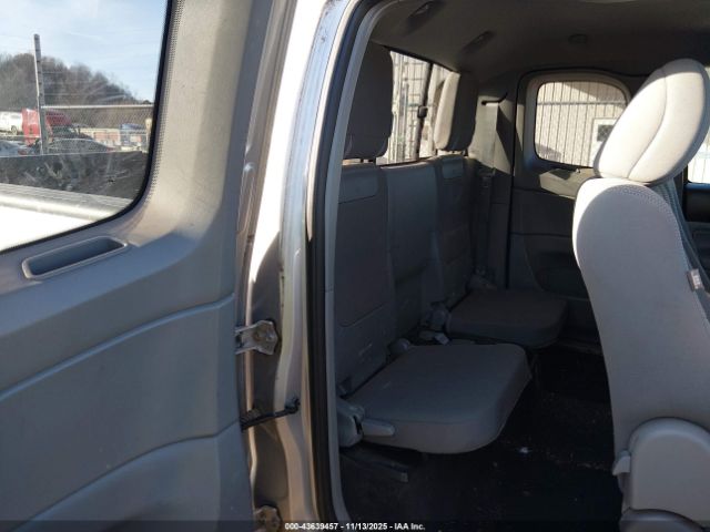 Toyota Tacoma Image 8