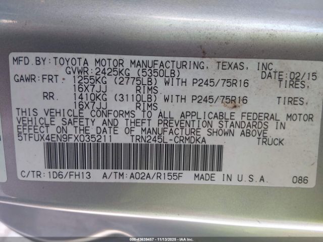 Toyota Tacoma Image 16