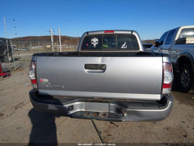 Toyota Tacoma Image 13