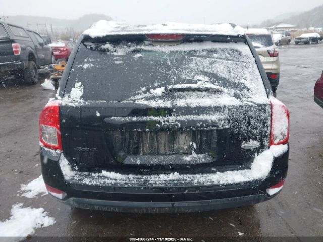 Jeep Compass Latitude Image 14