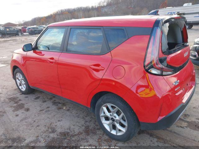 Kia Soul Lx Image 2