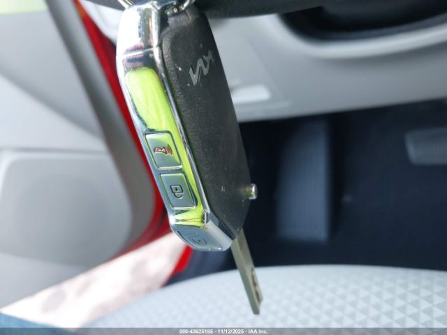 Kia Soul Lx Image 10