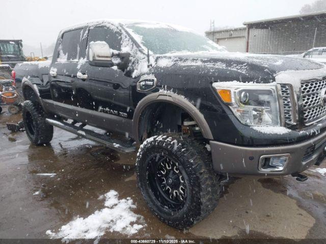  Salvage Nissan Titan