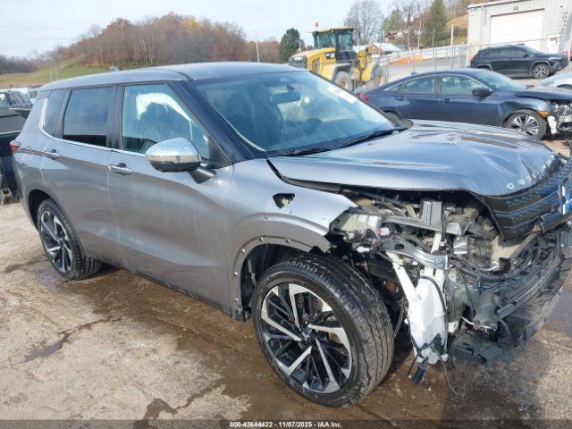  Salvage Mitsubishi Outlander