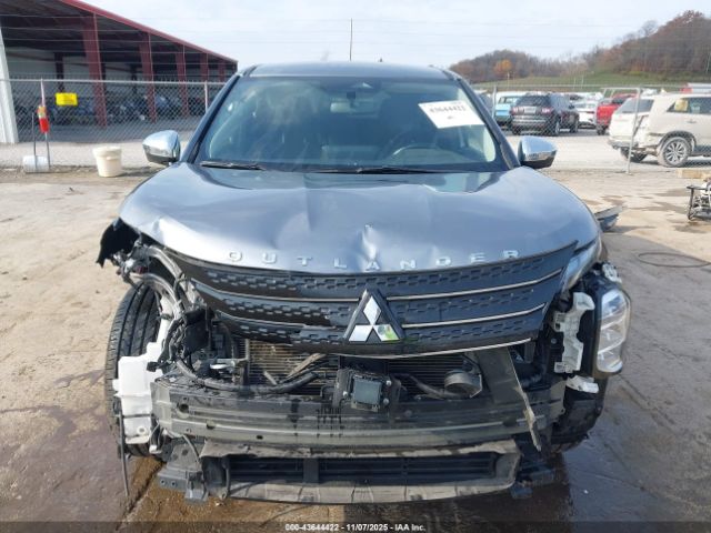 Mitsubishi Outlander Image 15