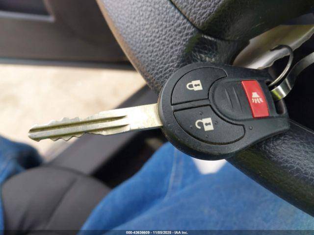 Nissan Rogue S Image 11