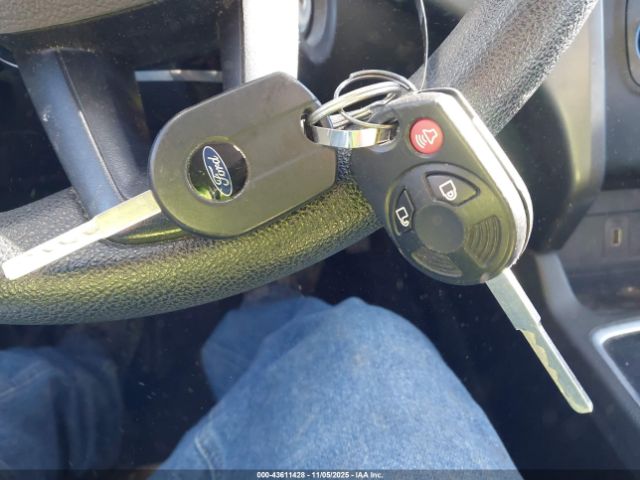 Ford Escape Se Image 2