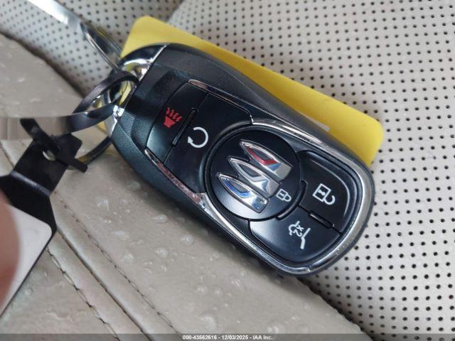 Buick Encore GX Avenir Awd Image 7