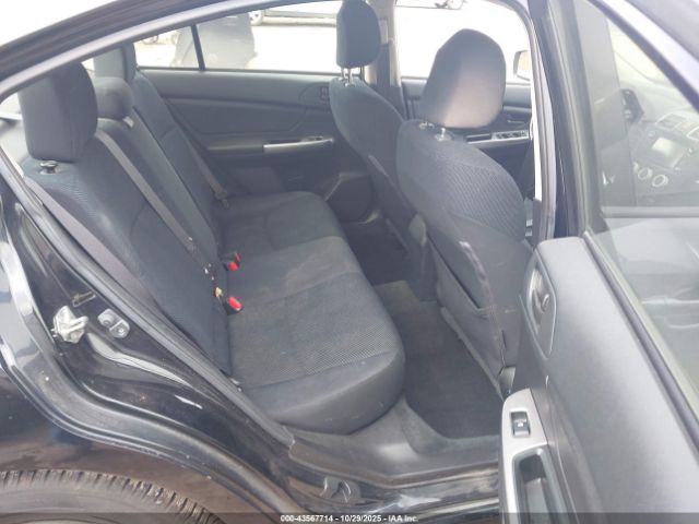 Subaru Impreza 2.0i Image 2