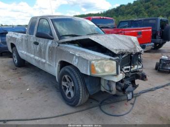  Salvage Dodge Dakota