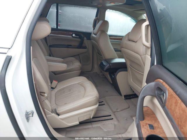 Buick Enclave Premium Image 3