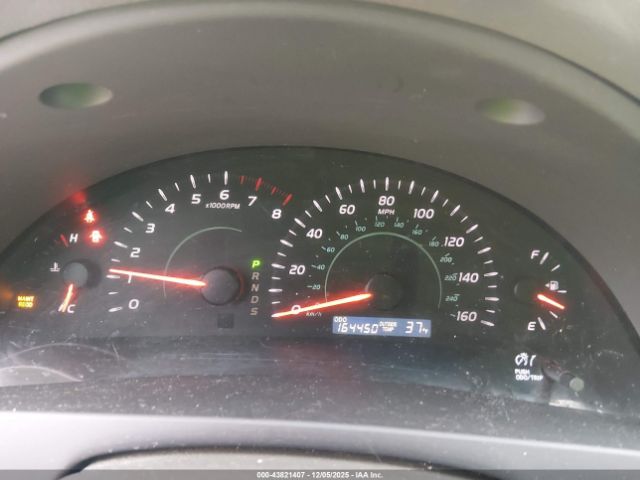 Toyota Camry Le V6 Image 10