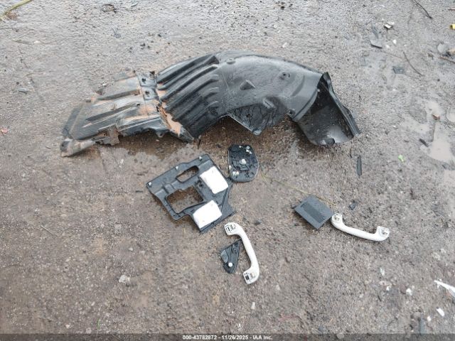 Subaru Legacy Premium Image 9